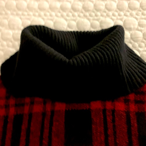 Loft Outlet Red and Black Plaid Turtle Neck
Sweater Size Small - Picture 4 of 7
